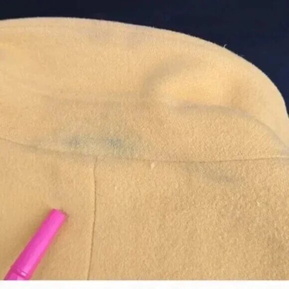 Burberry Wool & Cashmere Mustard Yellow Double-Breasted Blazer. Size 12. - Picture 9 of 14